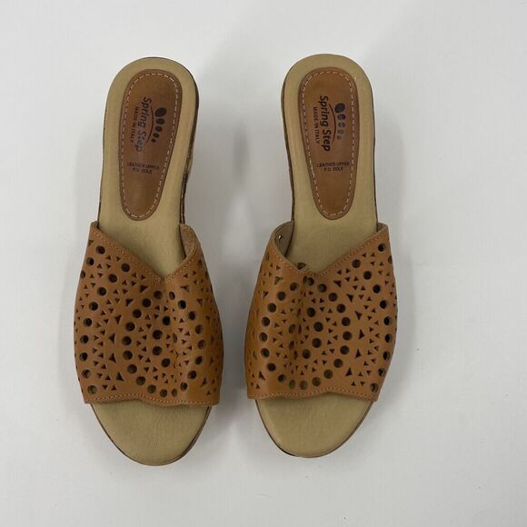 Spring Step Brown Perforated Wedges - Picture 3 of 10
